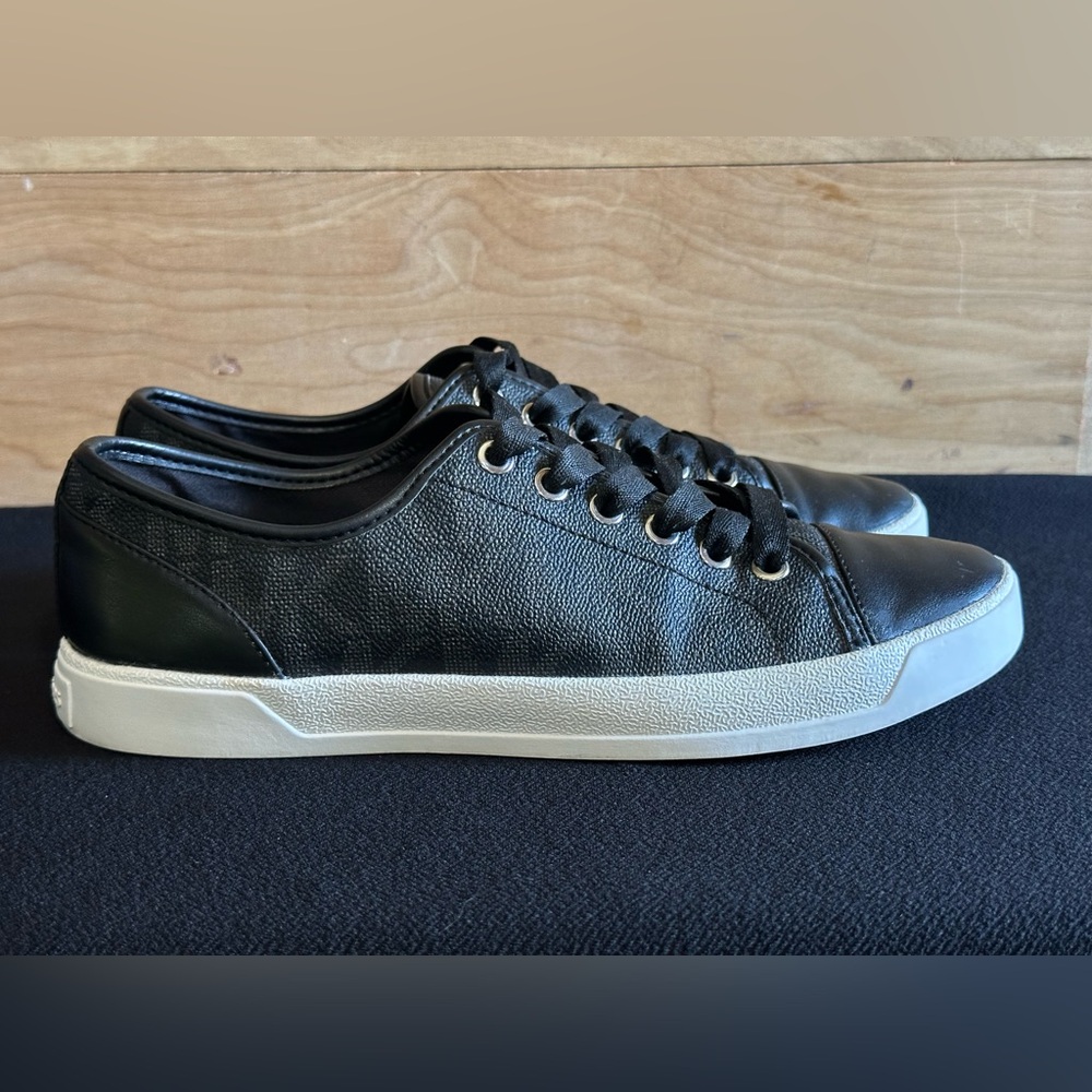 Michael Kors Sneaker MK Shoe lace up dressy casual